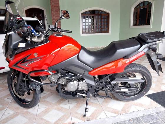 SUZUKI V-STROM 650 ABS SUZUKI V-STROM 650 ABS